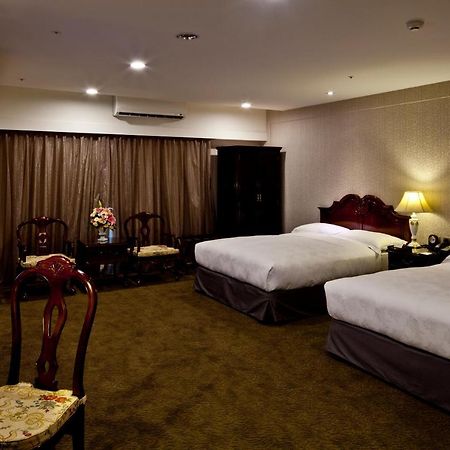 Royal Seasons Hotel Taichung‧Zhongkang Екстер'єр фото