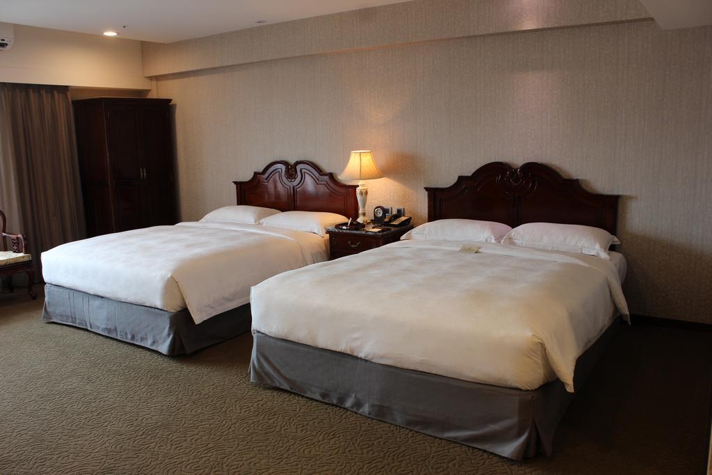 Royal Seasons Hotel Taichung‧Zhongkang Екстер'єр фото